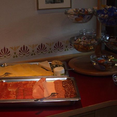 Hotel-Restaurant Zum Dorfkrug Winterberg Ngoại thất bức ảnh